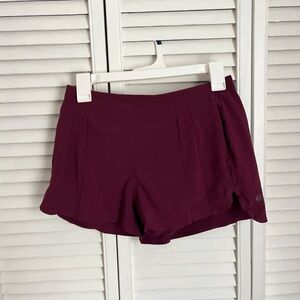 Lululemon shorts formal style